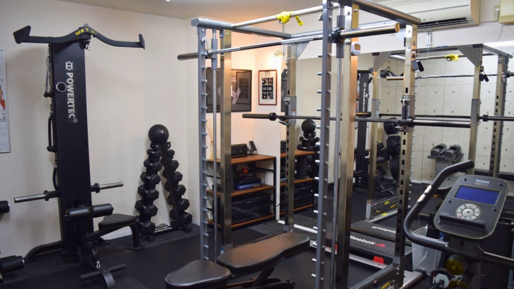 完全個室のパーソナルトレーニングルームの様子
