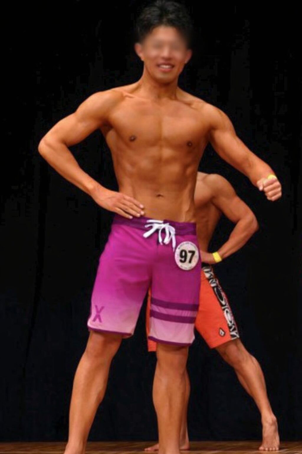 TTT personal studioでのトレーニングを経てボディコンテストに出場したお客様の事例
